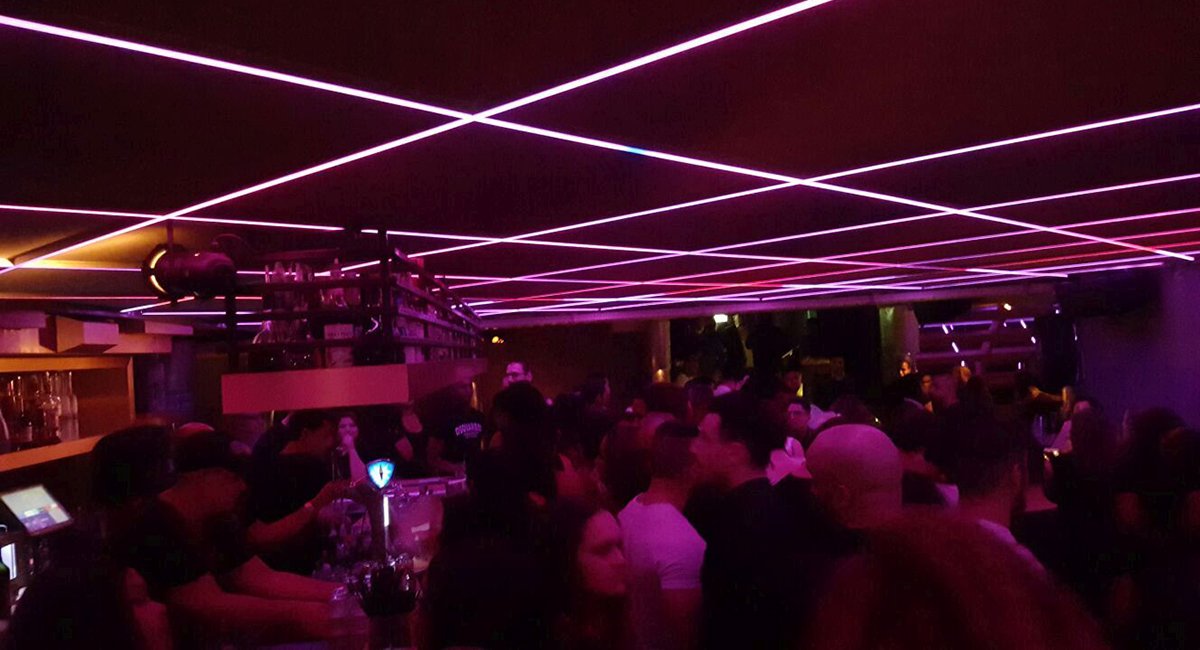 uitgeweest tweet media