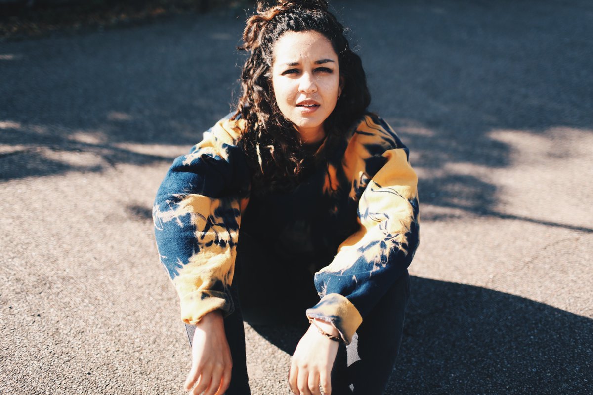 amazingradio's tweet photo. Did you enjoy full play of @ElizaShaddad's Run EP? Grab a copy of our #FeaturedEP here: https://t.co/DvYAo3WRX1 https://t.co/5MYzN7aQSu
