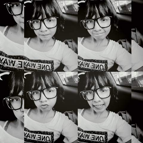 Name : Yucha Hewitt
Cover position : <a href="/Girls_Day_Hyeri/">혜리</a> 
Birth Date : 23th October 1998
Blood Type : AB