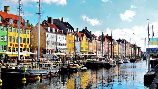 İlk kez gidecekler için #Kopenhag önerilerimiz Hürriyet'te: gdlo.co/1RiW213 #tatil #avrupa