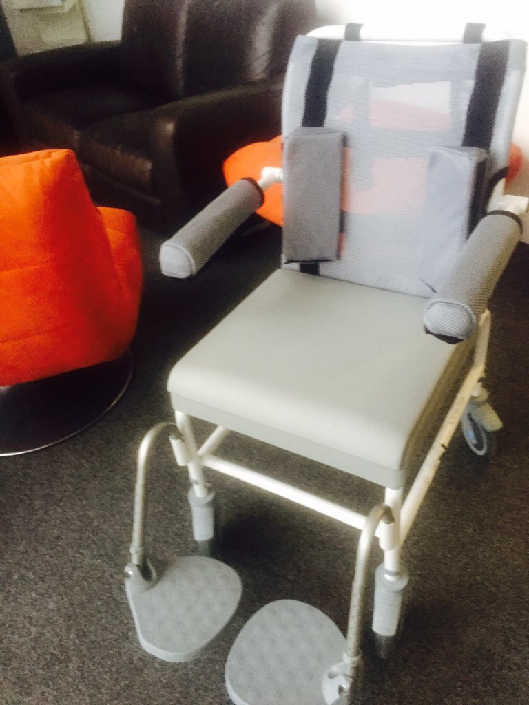 M2showerchairs's tweet photo. Another bespoke chair manufactured by #teamm2 and @TailoredSlings https://t.co/Ym3wKrIhNn