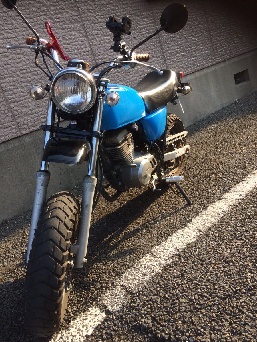 XJR40019's tweet photo. エイプ不動車売ります。

エンジンつきますが進みません。

値段は5万くらいで！

#拡散希望 https://t.co/AGCgdFQQVE
