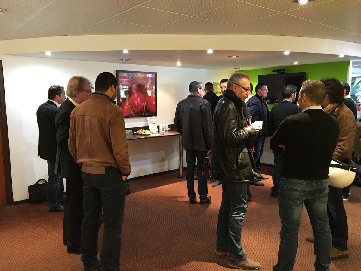 Crestron France tweet media