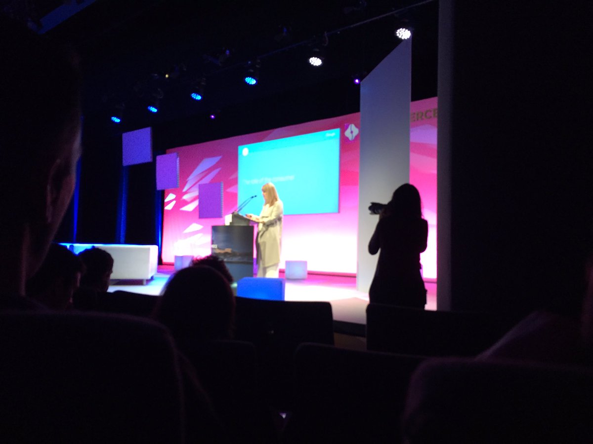 TLmakeitdigital's tweet photo. La Smart Data, clef du succès des retailers de demain. #google #EC1to1 https://t.co/revSdFZ6H8