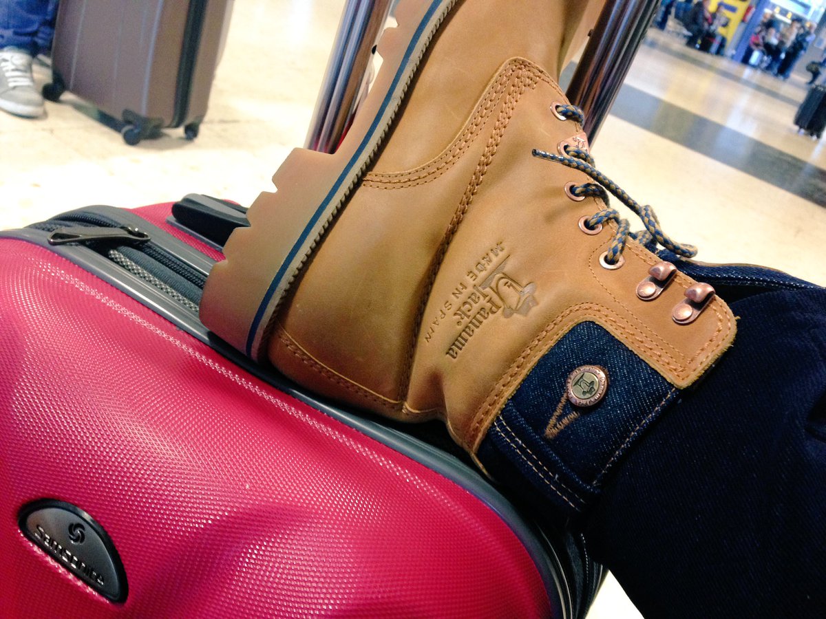 Nada mejor q mis <a href="/PanamaJackBoots/">Panama Jack</a> para comenzar mi ruta por los #Balcanes #PanamaLover <a href="/MySamsonite/">Samsonite</a> <a href="/anasanchezcoll/">Ana Sánchez</a>