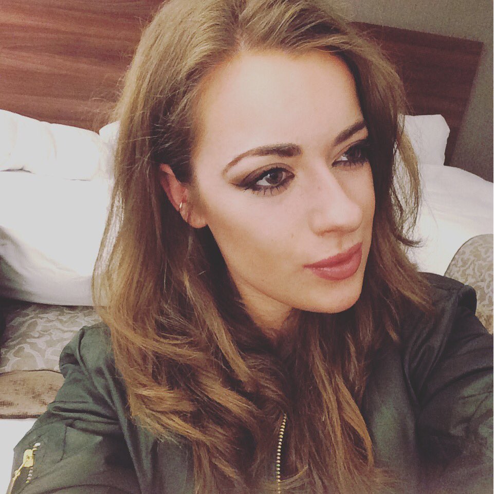RosaBrighid's tweet photo. Feeling a little better. Hopefully this lasts all day! Full days work in Milton Keynes ❤️ #rosabrighid https://t.co/SG940YWnzu