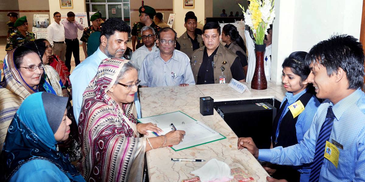 albd1971's tweet photo. HPM #SheikhHasina undergoes health checkup at Sheikh Fazilatunnesa Mujib Memorial Hospital https://t.co/OLf9zPHKWJ https://t.co/PopKB8SzHu
