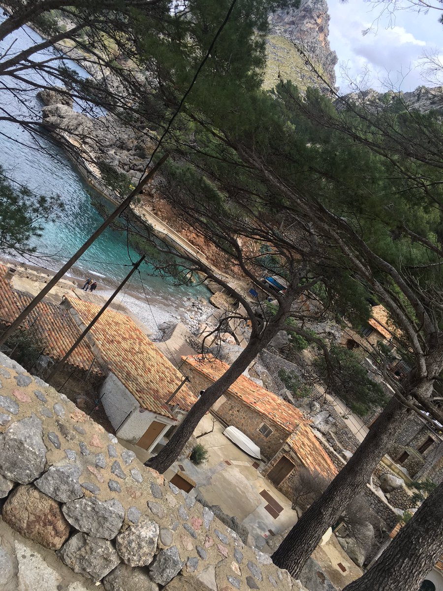r30rob's tweet photo. #tbt to last week down and up Sa Collabra @RGActive #majorcatricamp #traiining #hard #newfriends #amazingweek https://t.co/gUmQ0BzL7J
