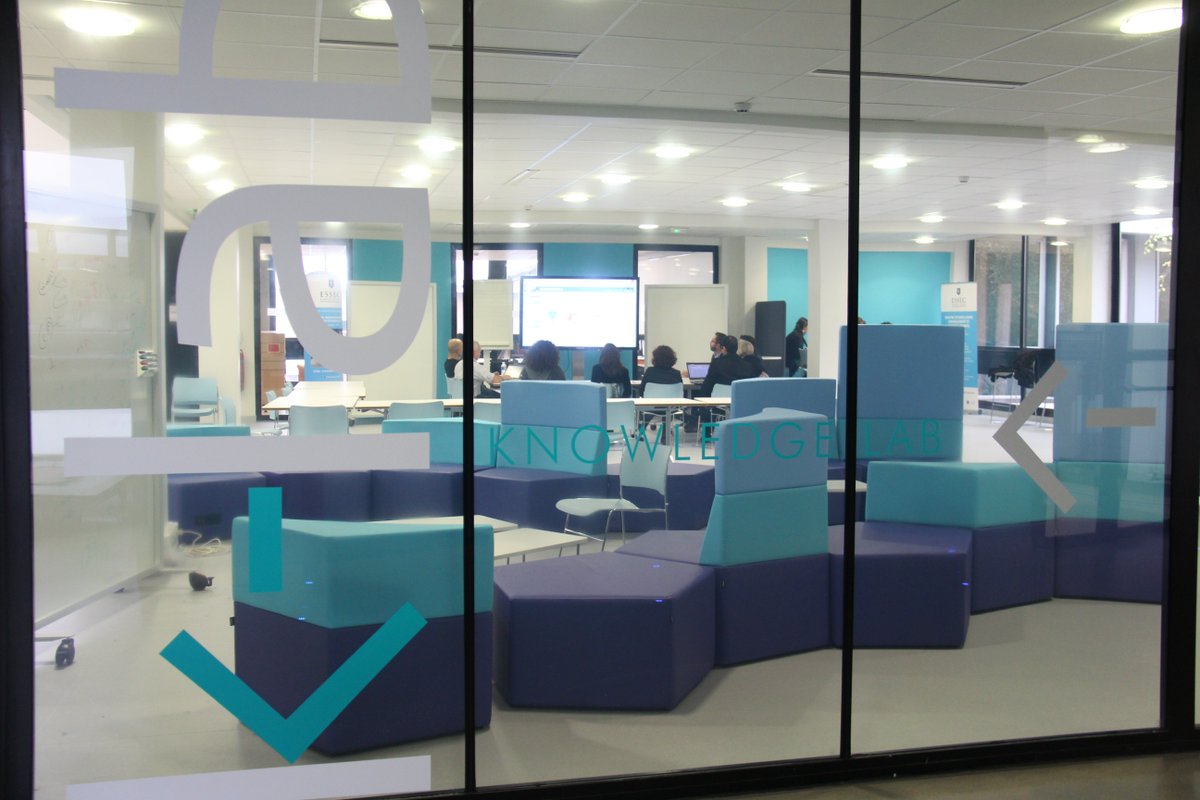 essec's tweet photo. Le Knowledge Lab, au cœur de l’innovation pégagogique #ConfESSEC @jmblanquer https://t.co/2Ol5kJQXZk