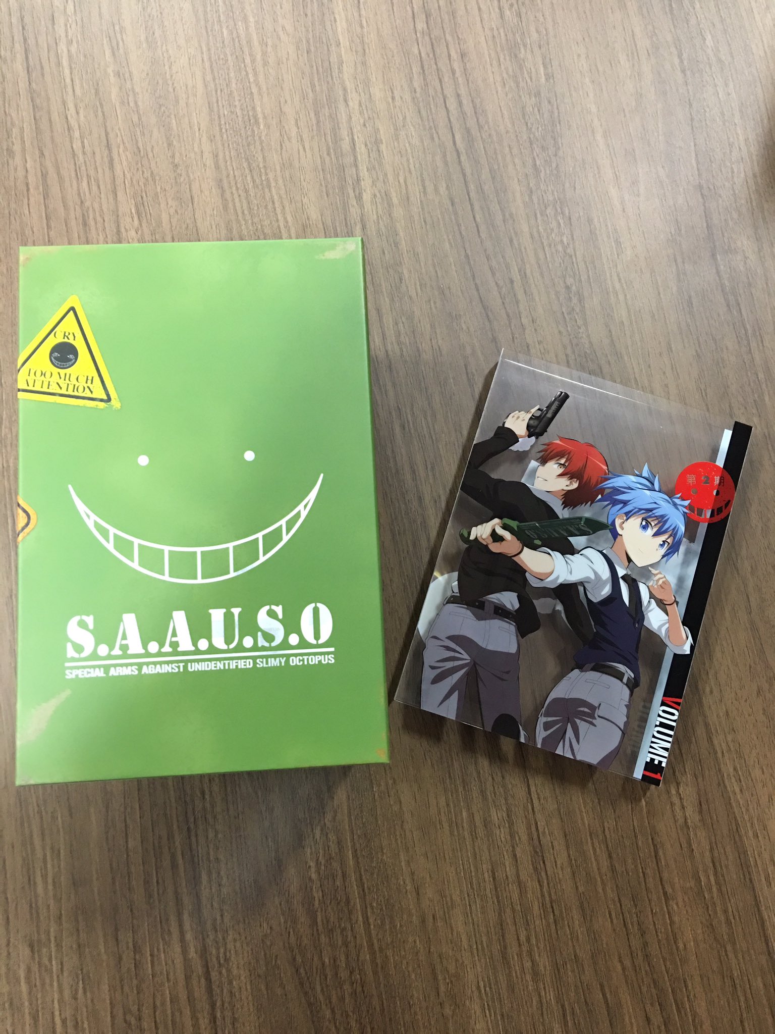 暗殺教室DVD+設定資料集(仏語版) 81sElvl53RL._UF350,350_QL80_.jpg