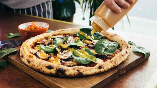 LondonPopups's tweet photo. Ends tomorrow - @YardSalePizza x @WMCJ_LDN 's #JerkChicken #JustJerkin pizza https://t.co/tiKydRaUq7 #E5 + delivery https://t.co/hhzDIbhPi0
