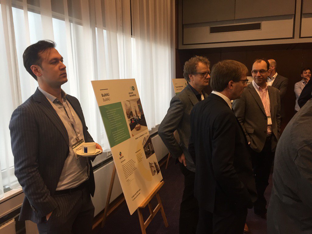 HilcoKnul's tweet photo. Presentatie #NOM-keur @Built4U_nl @STRMVRSNLLNG, goede opkomst https://t.co/cNwd8EniP1