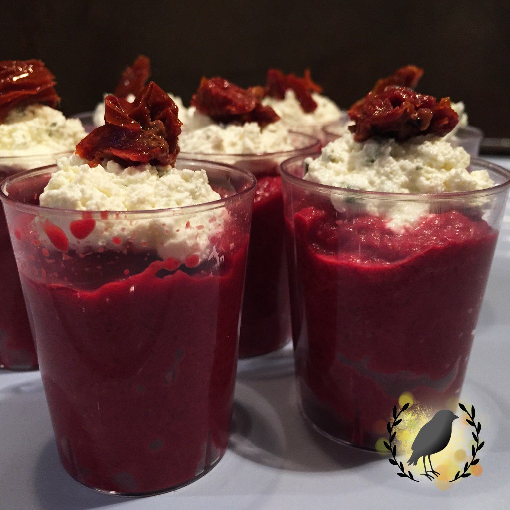 Aprilchic_Blog's tweet image. Recette : Mousse de betterave, menthe et fromage fouetté aprilchic.com/recette-mousse…