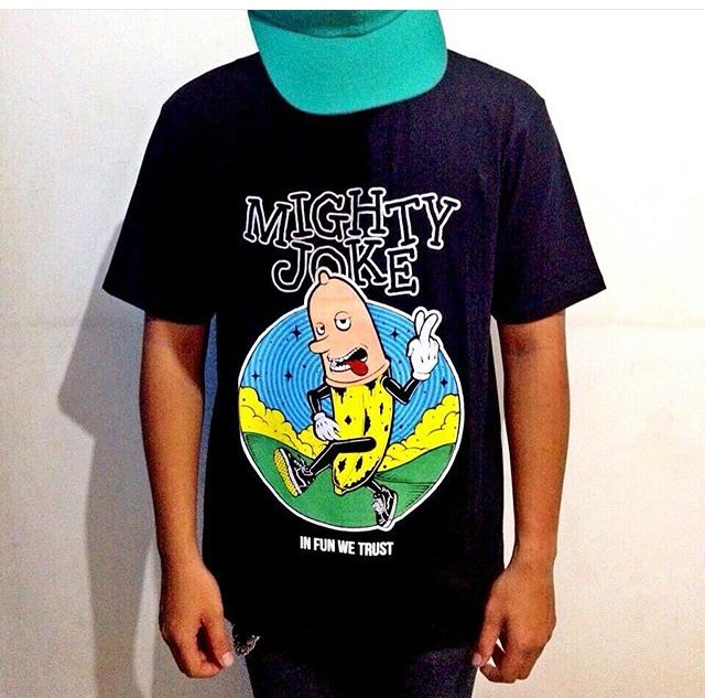 ready stock
tshirt          : In Fun We Trust
IDR            : 110k
for order please contact : 081223326760