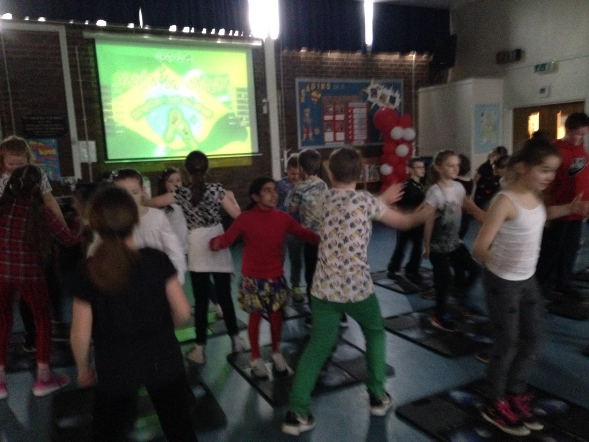 Year5StMichaels's tweet photo. Dance mats! 😂👌🏻👍🏻🙈 https://t.co/ysh3TPoSQB