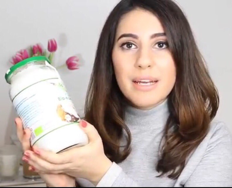 100ProBio's tweet photo. @100ProBio @Talisa_ #kokosöl #abschminken #kosmetik #vegan #100probio https://t.co/4baI5mcTBB
