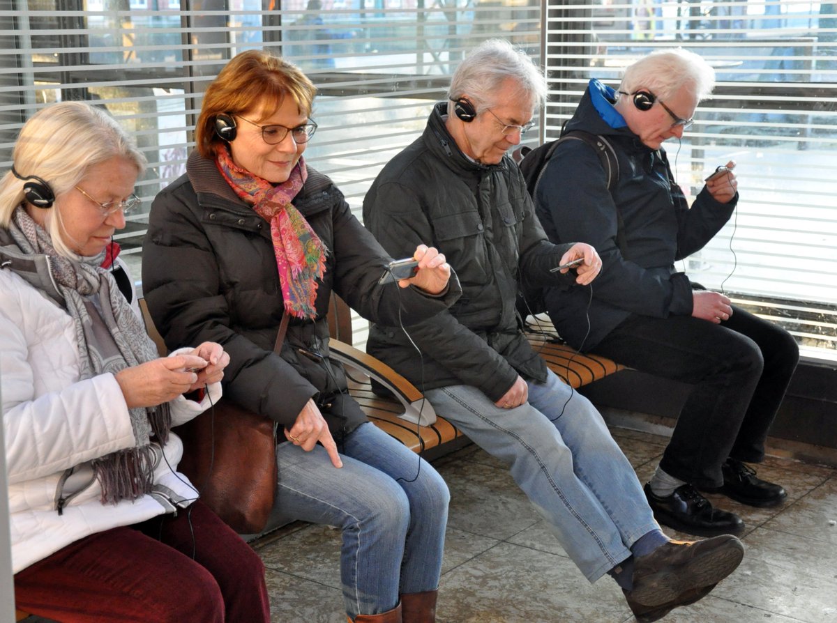 Noch freie Plätze für Video-Walk im #Kulturbahnhof #Kassel am Sonntag, 3. April. bit.ly/videowalk (mic) https://t.co/lWuhxrsZuL