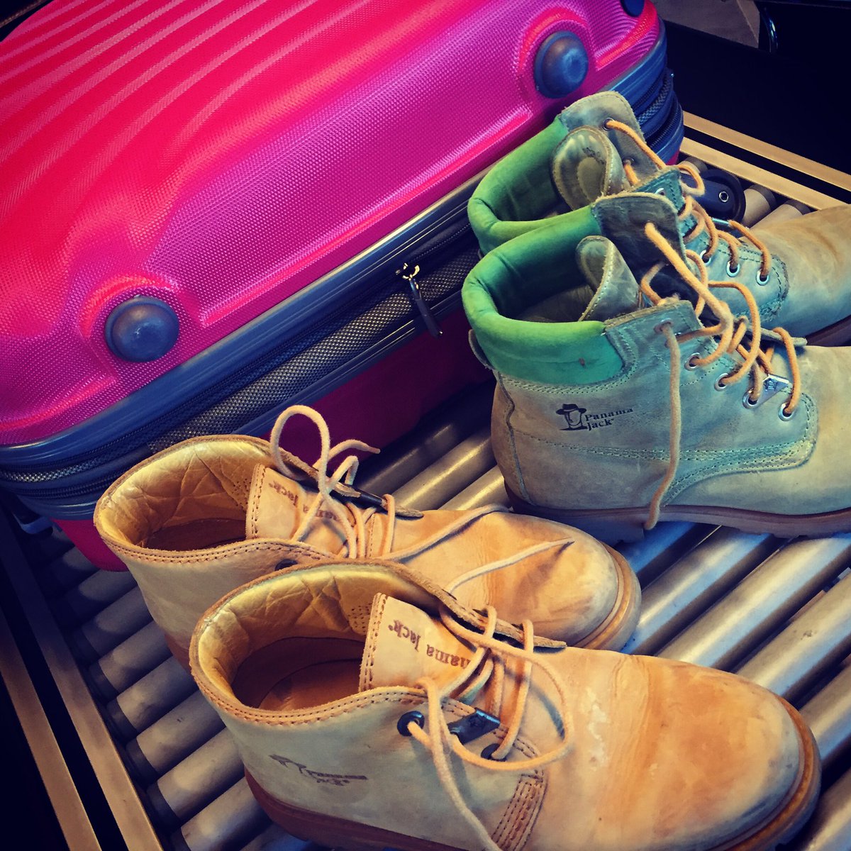 Embarcando para los #Balcanes! Here we go! <a href="/PanamaJackBoots/">Panama Jack</a> #panamalover