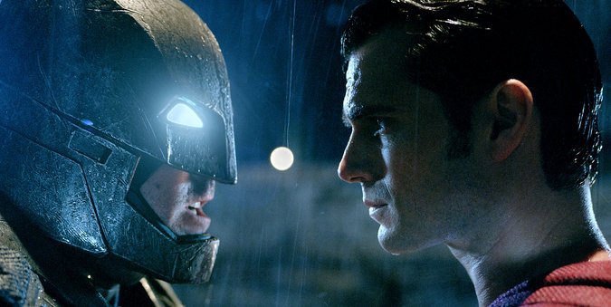 mengie's tweet photo. #BatmanvSuperman ข้อเสียคงเป็นไม่ปูพื้น เนื้อเรื่องตัดเร็วจนอาจทำให้เบลอปะติดปะต่อไม่ถูก แต่ส่วนตัวโดยรวมถือว่าฟิน https://t.co/AZ53rmsDC6