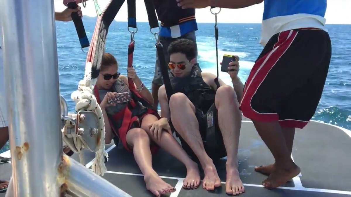 MaineCuties's tweet photo. Haha na capture yata yun ni Meng oh! Haha rogelio mode si Tisoy!😍💛
@mainedcm
#ALDUB36thWeeksary https://t.co/gvIsIfAdFF