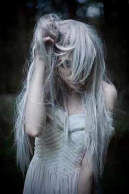 "Should anyone need a witch."

//will #rp with anyone
-descriptive
-literate
-DM for plot
-RT please?
#openrp #gotrp