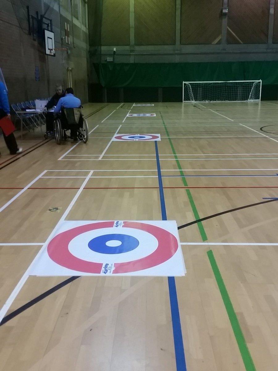 Getting all set up for Senior New Age Kirling Championship.. ☺  with <a href="/Belfast_IF/">Belfast_IF</a> and @DSNI_tweets