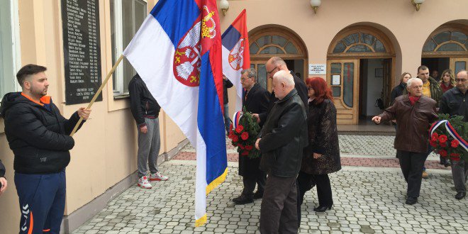 Radio_Dunav's tweet photo. APATIN OBELEŽIO 17 GODINA OD NATO BOMBARDOVANJA #aPATIN #NATO #BOMBARDOVANJE #SUBNOR

https://t.co/KcIx2NNei3 https://t.co/XvL4ggXH6g