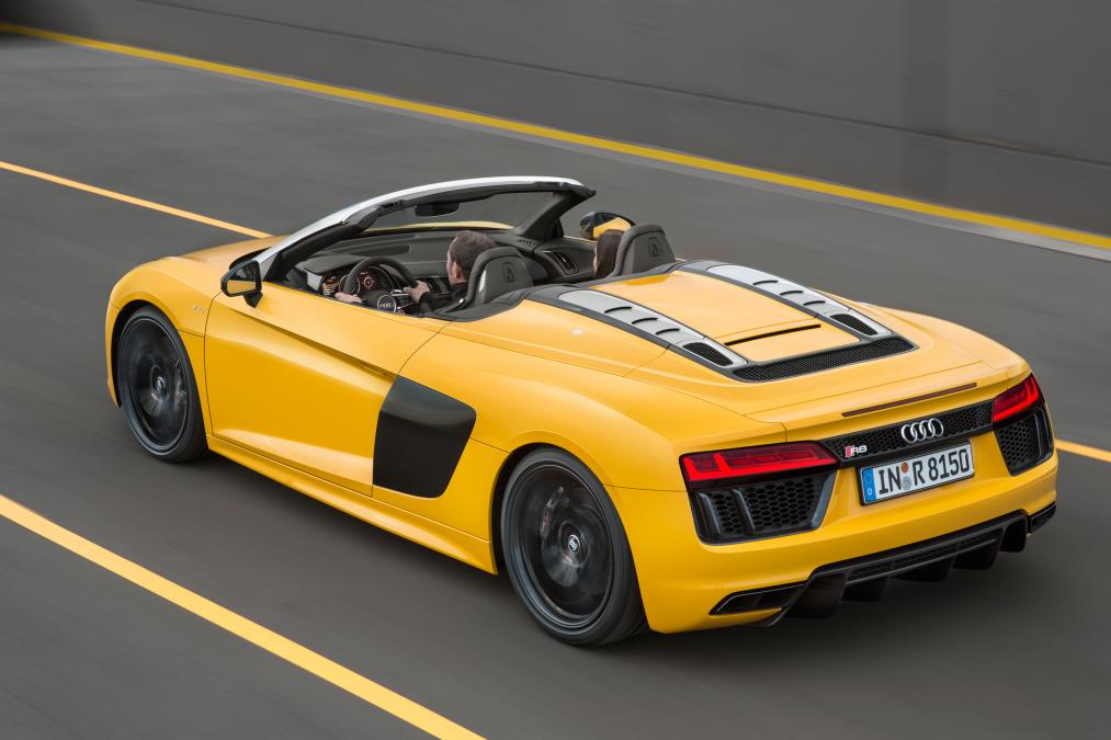miscetis's tweet photo. Nissan GTR's, Audi R8 Spyders... Take a look to see what else is at the #NYIAS #NYAS https://t.co/SUdgwxqj91 https://t.co/GRJww6dazs