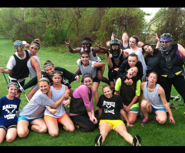 PittsLAXBabes's tweet photo. Throwback to 2013. Power squad! When it rained we got goofy. https://t.co/EbgKbXv0X7