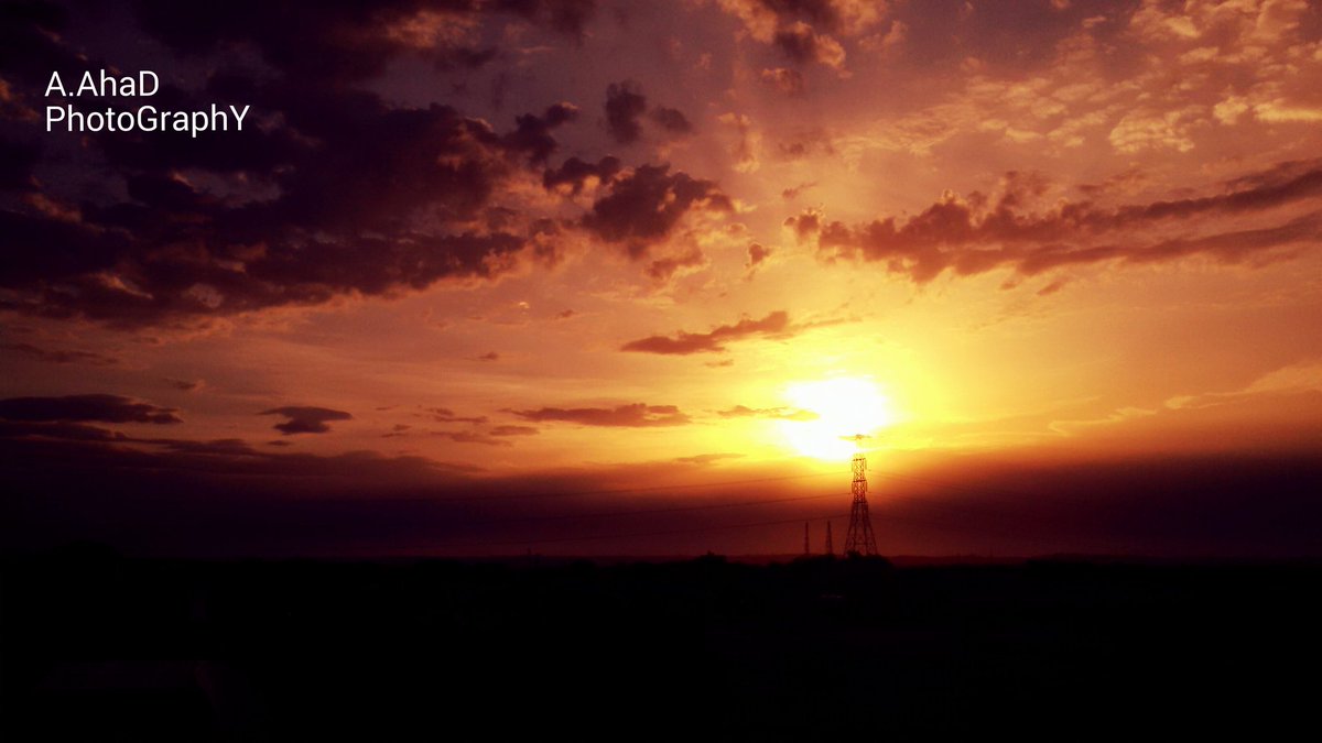 sodium663's tweet photo. #sunset  #photography 
#hdr  
Check out :) https://t.co/RnlhLPkqS3
