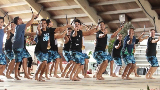 kapeliela's tweet photo. Day 24: #tbt to last years auana practice, last day of competition, the fun part. #KEAOHULA #merriemonarch #merriem… https://t.co/qCbf3LztOV