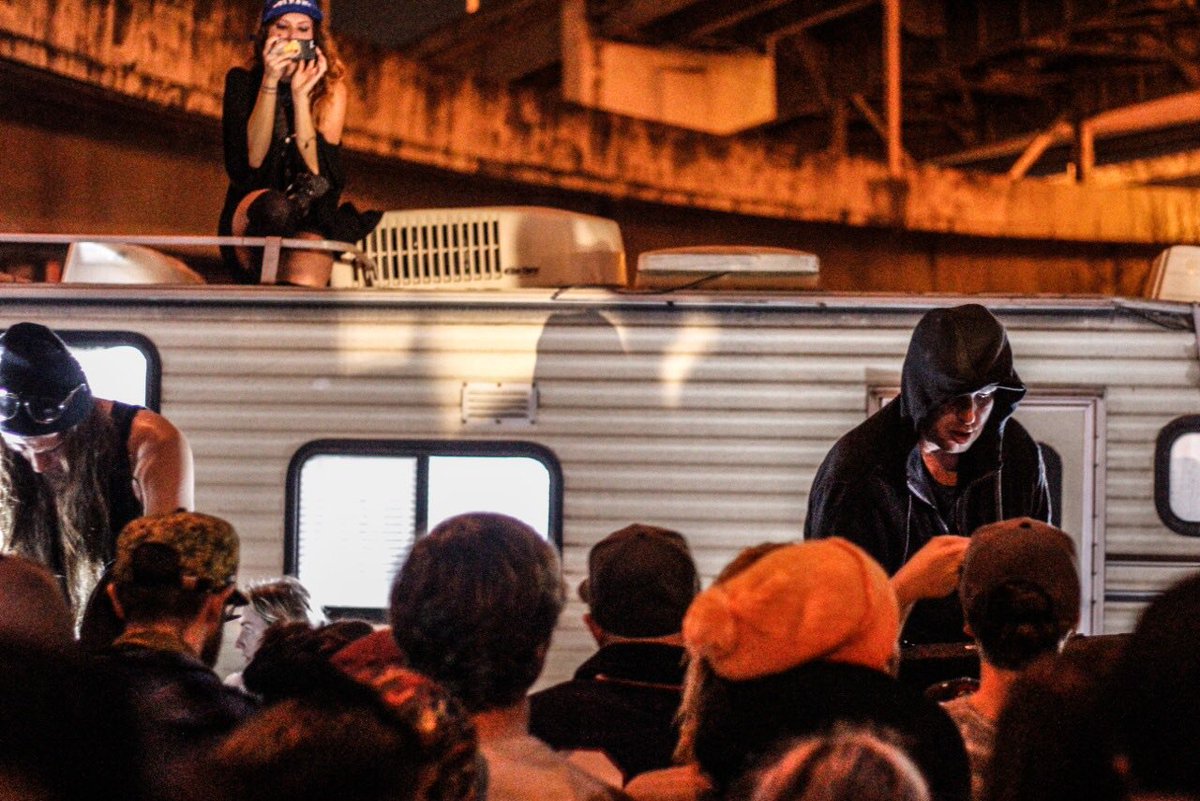 Sterfrii's tweet photo. day 2 of BUKU consisted of nothin but viiibes. @prettylights #PLlive #PLpopup #PLb2b2b (stay tuned for my review🤘🏼👀) https://t.co/OGaH1YpQTd