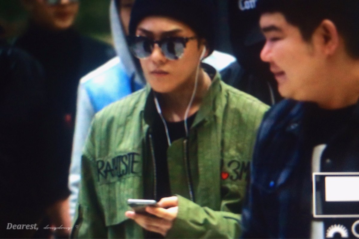 dearest0103's tweet photo. [RREVIEW]160324 ICN
#iKON #동혁 https://t.co/mRwtzwt0cq