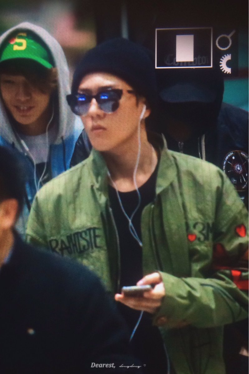 dearest0103's tweet photo. [RREVIEW]160324 ICN
#iKON #동혁 https://t.co/9npqTr3mbz