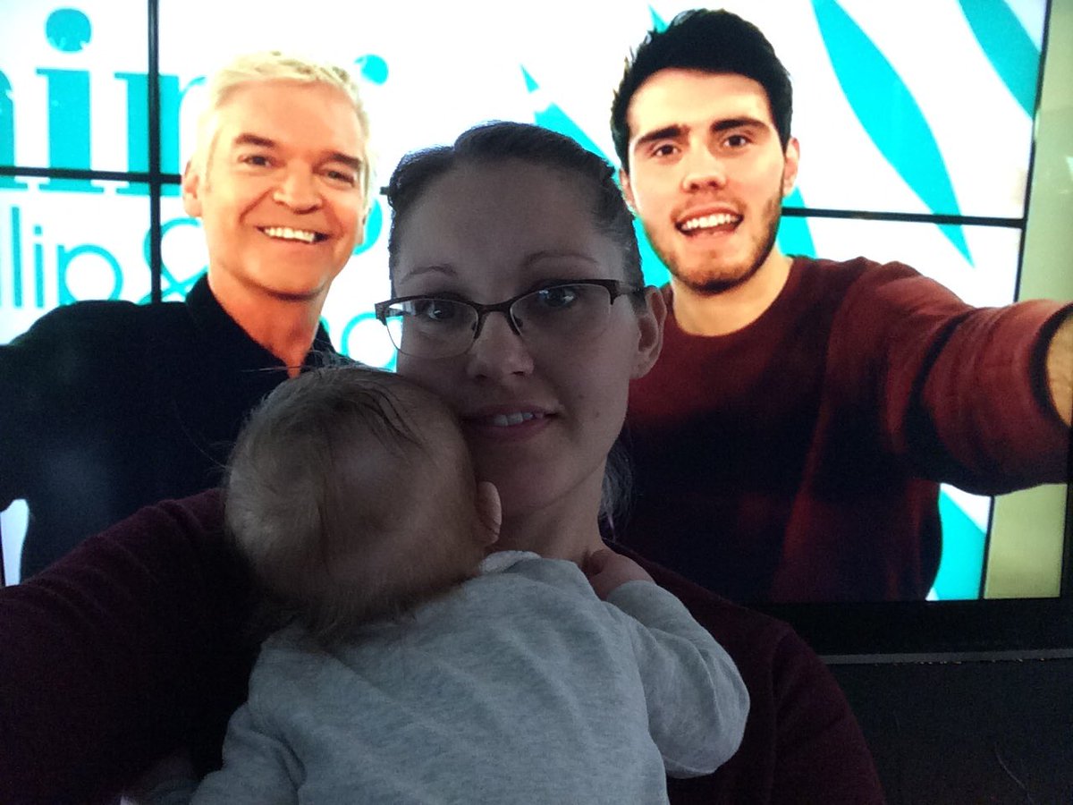 MrsJ11386's tweet photo. #tmphillip @itvthismorning https://t.co/G0LaF9piov