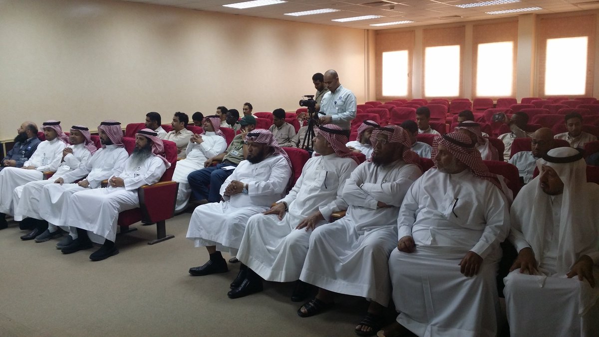 wa_academy's tweet photo. أقيم اليوم لقاء ختام البرنامج التدريبي لمتدربي بترو رابغ بحضورمديرعام مركز التدريب وعددمن المسئولين بالمؤسسة والشركة https://t.co/gsM5SarMq2
