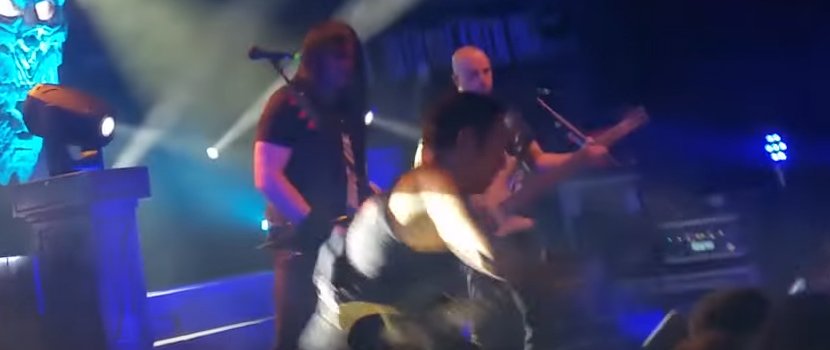 theprp's tweet photo. Watch Trivium's Matt Heafy Jump Offstage To Save A Crowdsurfer:
https://t.co/9Kf02Byhzv
@matthewkheafy @TriviumPaolo https://t.co/2wboKnE7Kt