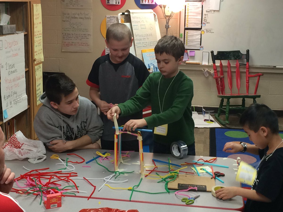 FLIGHTSDW's tweet photo. Tower of Dooooom! Who can build the tallest tower to hold a ball? At Hillcrest Engineering Day! https://t.co/7CCPVFhkQL