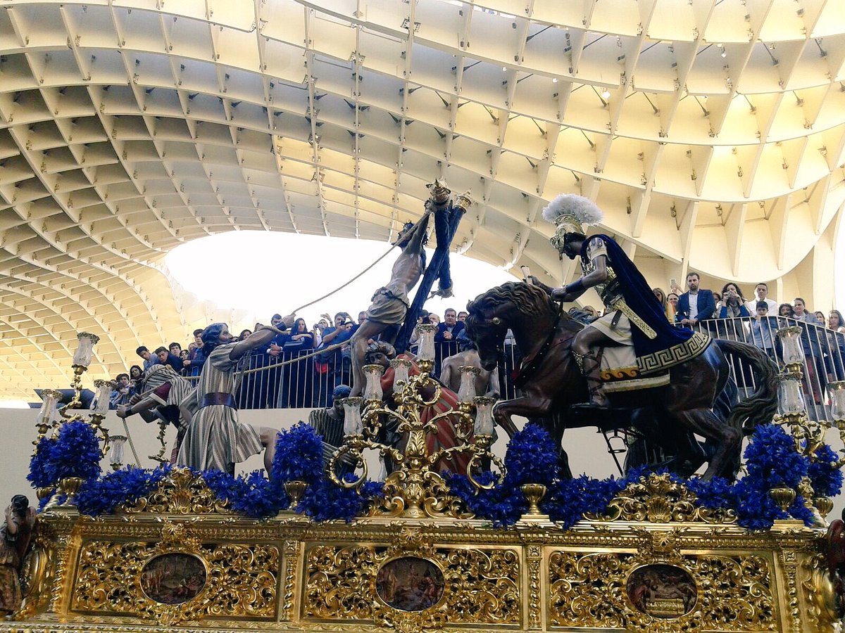 bandasol's tweet photo. Llegamos a las @Setas_deSevilla con el misterio de @LaExaltacion #SonesdeSoL https://t.co/qxOEUp5uNH