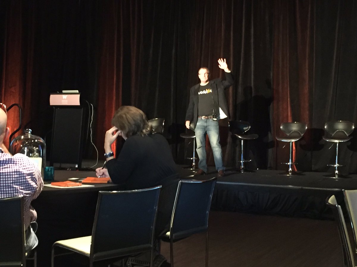 SilverhawkBrett's tweet photo. HubSpot on growing your business #growwithhubspot @dantyre https://t.co/LgqhlXbfBD