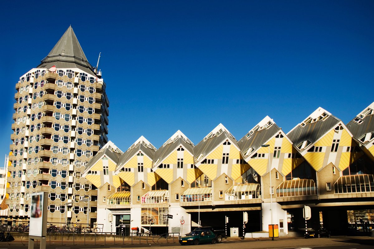 Yas_ser_1's tweet photo. @HousingAnywhere when can we rent these ? #Rotterdam #studentlife https://t.co/rDcLYDmWUH