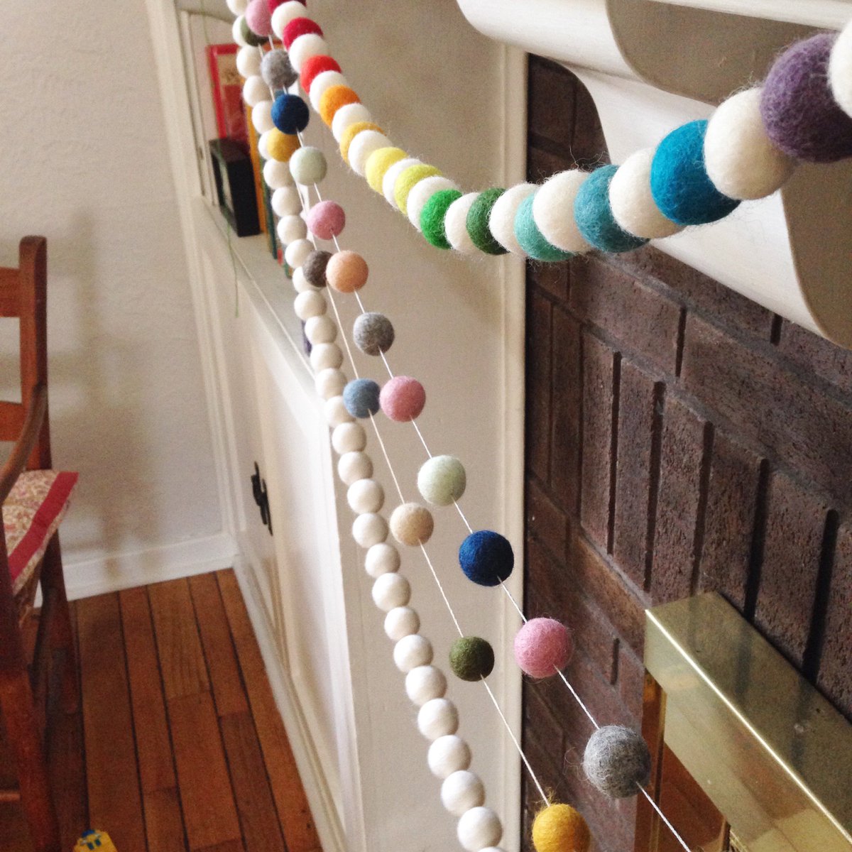 HVMIndy's tweet photo. Felt pom pom garland? Yes please! How cute are these from Goldendrop Garlands?? https://t.co/NsTmqf5GSK https://t.co/lyoXkDgvaV