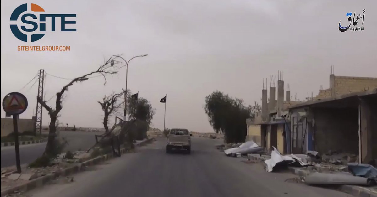 تحليل من ساحة المعركه : سقوط مدينة تدمر في سوريا بيد داعش  CeU4Q8gUEAIfJIq