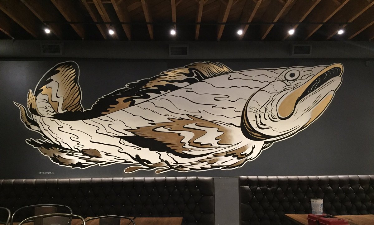 jeffmcmillanart's tweet photo. Slaying through the night /// COD restaurant in Los Angeles  #thedraculas #mural #cartlonfish #powwowlongbeach https://t.co/D9TTd380A0