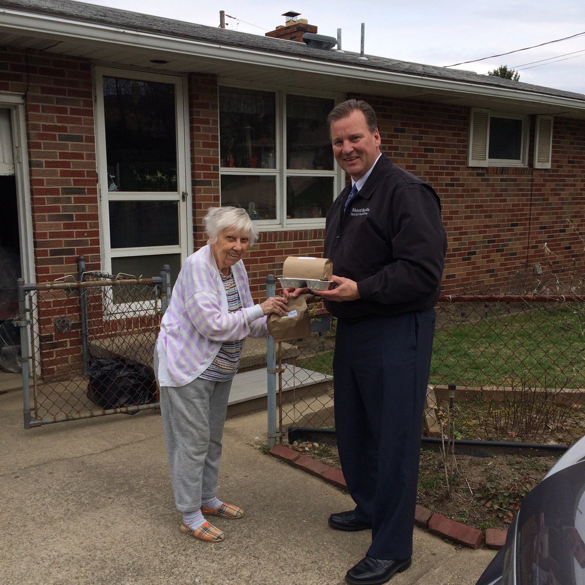 RegulaForStark's tweet photo. Great time yesterday helping out with  Meals on Wheels in Stark and Wayne counties! @mealsonwheelssw https://t.co/9cyoxUxDyi