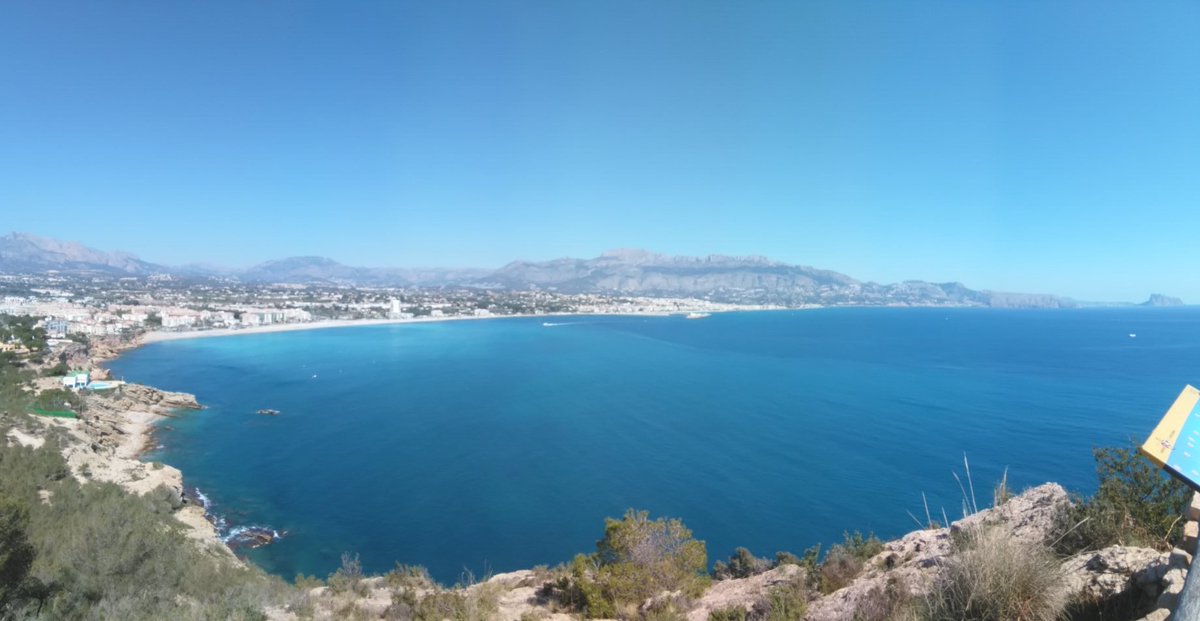 pascuadventures's tweet photo. Espectacular paseo adaptado hasta el Faro de l'Albir; mar, montaña y cultura #instalbir https://t.co/Hv8NLzKItA