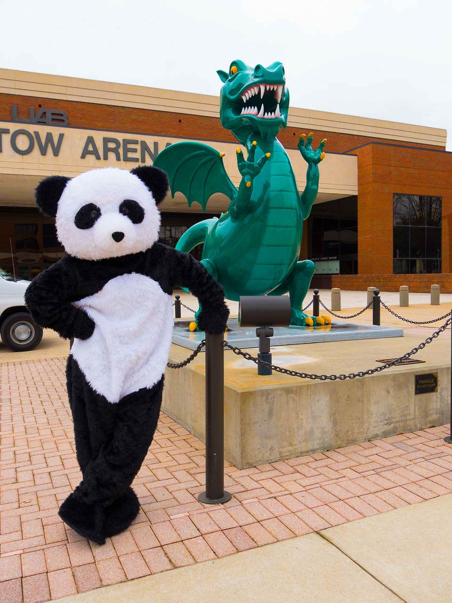 Just hanging with my friend!
#GrowWithCanvas Events
March 30 &amp; 31, 2016
bit.ly/1o1rBR6