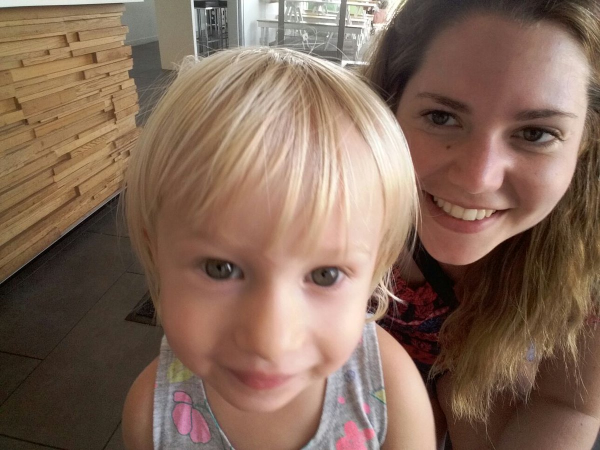 ExperienceAUS's tweet photo. Os presentamos a una de nuestras #aupairsenAustralia, Jordina, una catalana en Gold Coast #aupairAustralia https://t.co/2VKZPSmh4Z