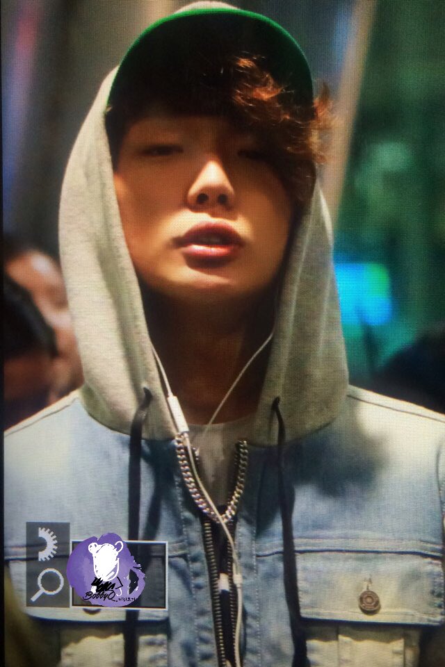 BobbyQ1221's tweet photo. ［20160324］인천 입국 브리퓨 2P

입술 쪽쪽?ㅎㅎㅎㅎㅎ
#김지원 #지원 #바비 #바비큐 #bobbyq #bobby https://t.co/3YsqthazKj