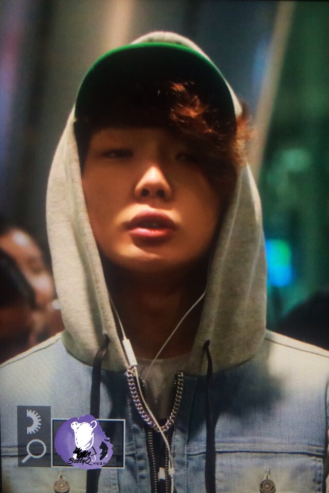 BobbyQ1221's tweet photo. ［20160324］인천 입국 브리퓨 2P

입술 쪽쪽?ㅎㅎㅎㅎㅎ
#김지원 #지원 #바비 #바비큐 #bobbyq #bobby https://t.co/3YsqthazKj